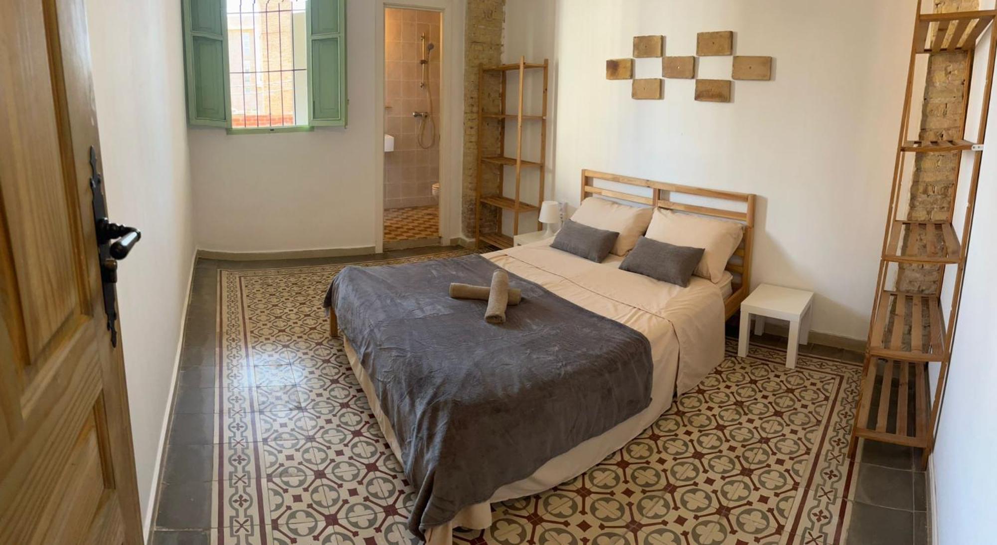 Kiwi Rooms Auto Check-In Valencia Room photo